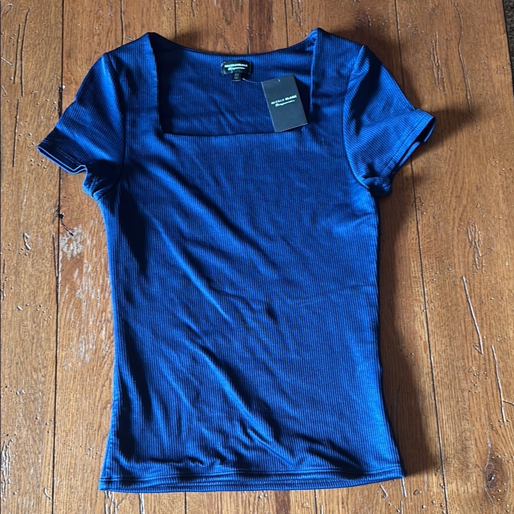Buckle Navy Blue Women's Top